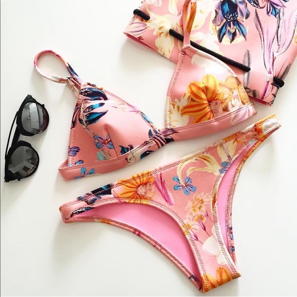 TRIANGL | Delilah Bikini — Fiore Rosa | Size S/XS - Picture 1 of 14